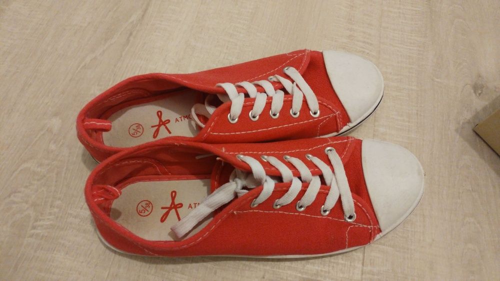 Trampki damskie czerwone rozmiar 38 (tenisówki, adidasy, converse)