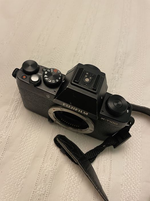 Fujifilm x-t100 (so corpo)