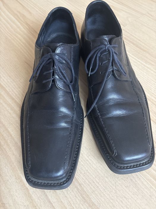 Skórzane  męskue buty garniturowe