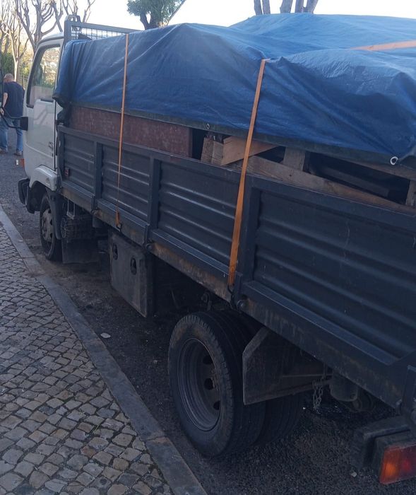 LOURES ODIVELAS AMADORA e SINTRA carrinhas p/recolha de entulho e lixo