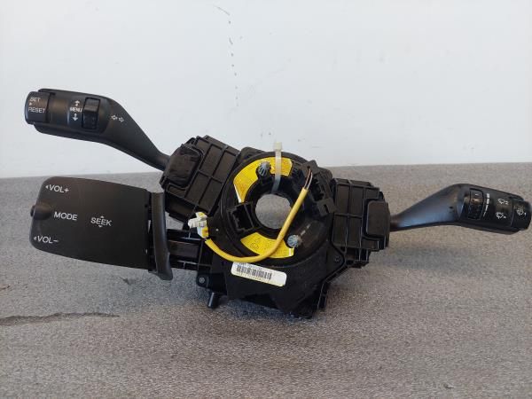 Conjunto / manetes de luzes e limpa vidros FORD Focus II (DA_)