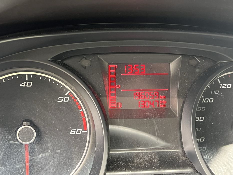 Seat ibiza 1.2 TDI 2012