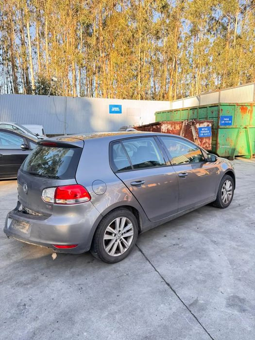 Para peças VOLKSWAGEN Golf VI (5K1)