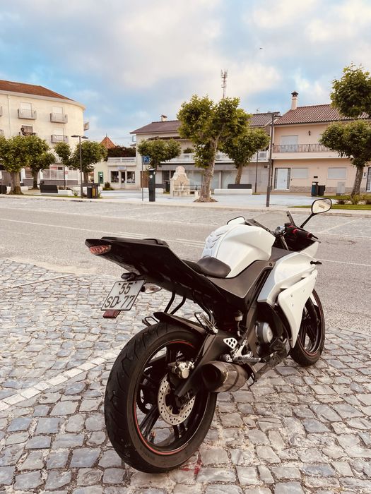 Yamaha  yzf r125 Akrapovič