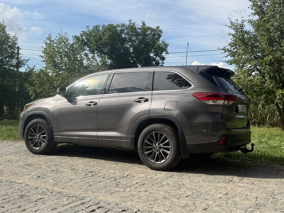 Toyota Highlander 2017 VIN 5TDZARFHX0S029041 фото оголошення 2 з 8
