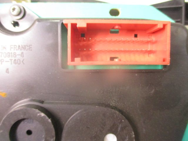 Quadrante / painel de instrumentos RENAULT Clio II (BB0/1/2_, CB0/1/2_