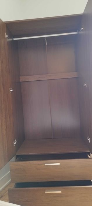 Roupeiro Novo - cor Carvalho Escuro - 2 portas e 2 gavetas