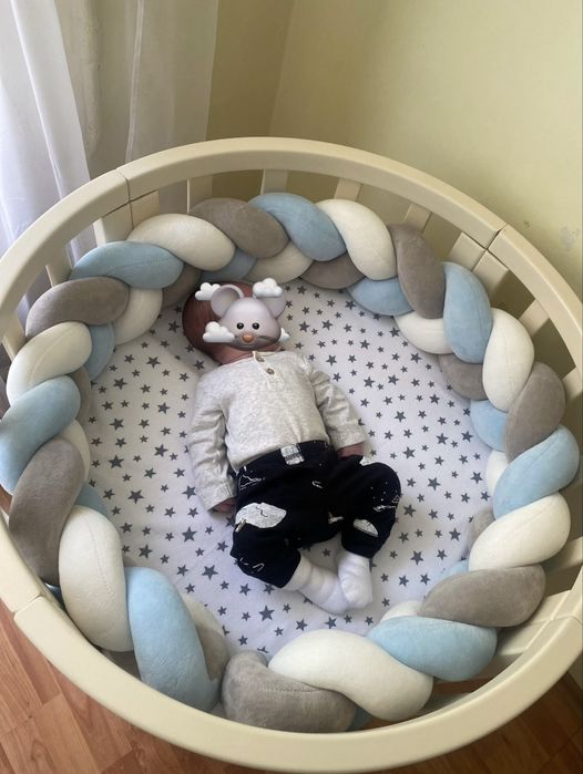 Бортик косичка для ліжечка