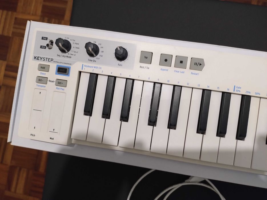 Arturia keystep 32
