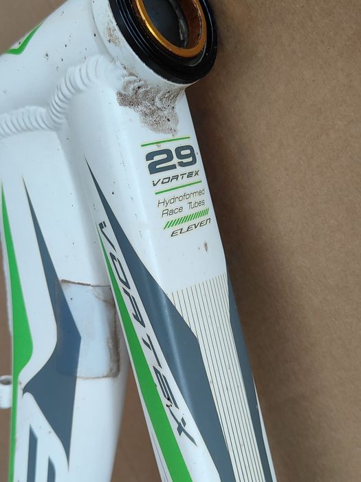 Quadro Eleven alumínio 29er