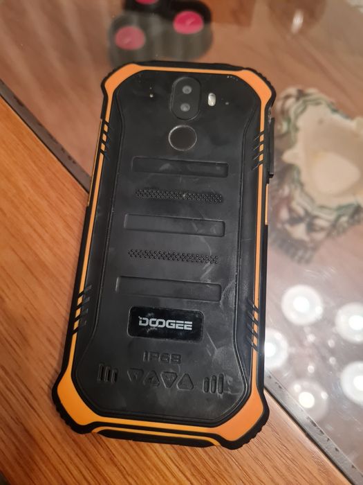 Telemóvel Doogee S40