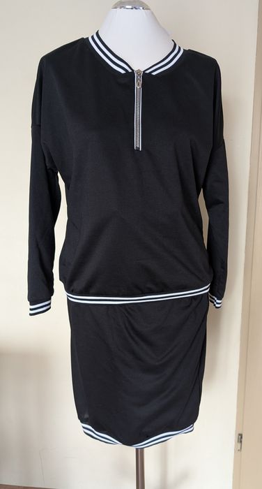 Komplet dresowy spódniczka I bluza  S/M