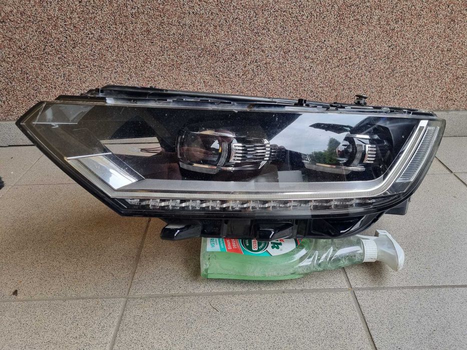 Lampa przednia lewa VW Passat B8 Full Led matrix