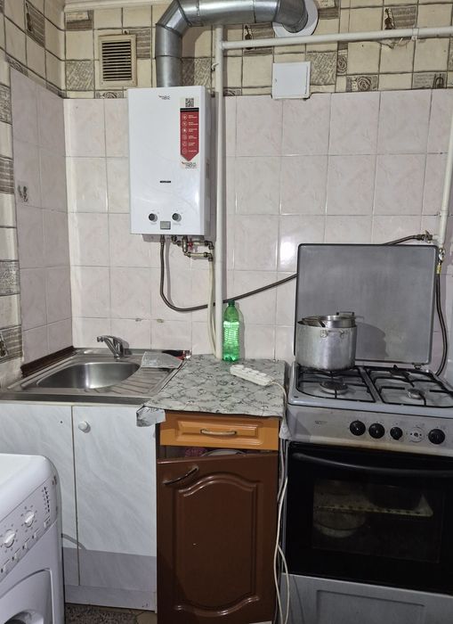 Продам 1но комн квартира 2/5эт Соцгород центр Восход Металлургический!
