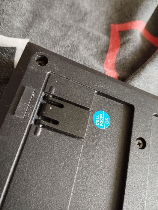 Клавіатура logitech + подарунок