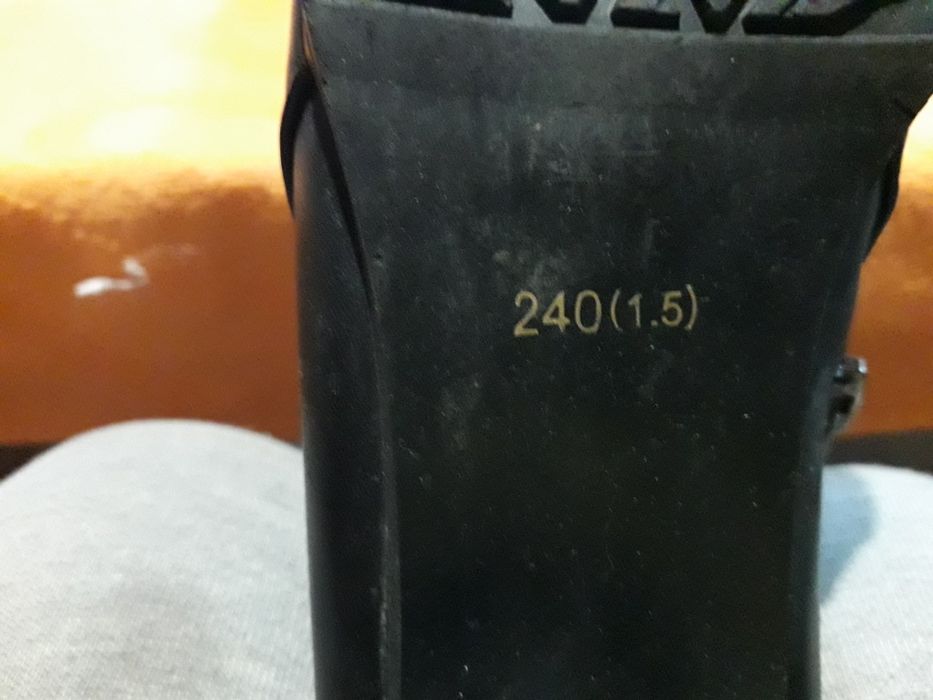 Женские демисизонные ботинки 38 размер