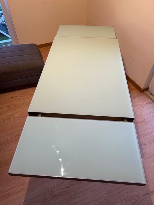 Mesa de jantar extensível