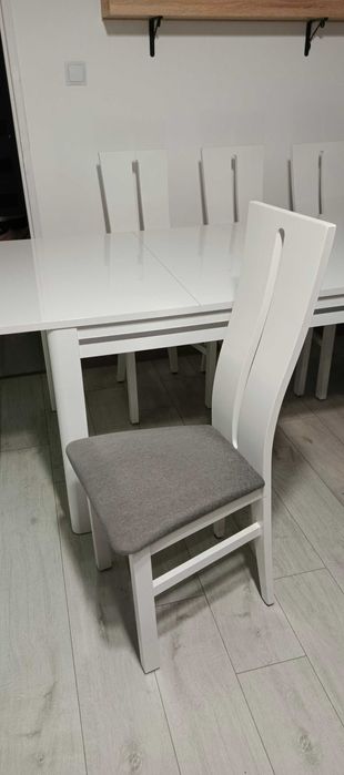 Stół wysoki połysk + 6 krzeseł