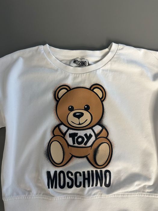 Moschino дівчинці 5-6 років