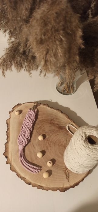 Brelok do kluczy boho makrama na prezent podziękowania