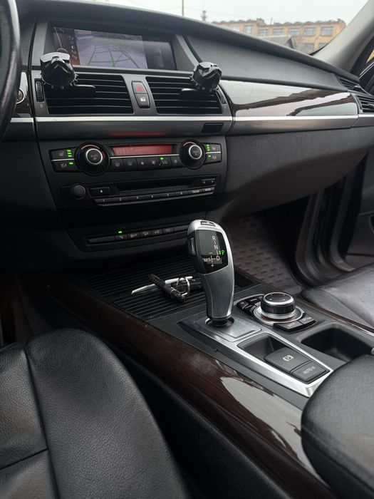 Продаж BMW e70 35i