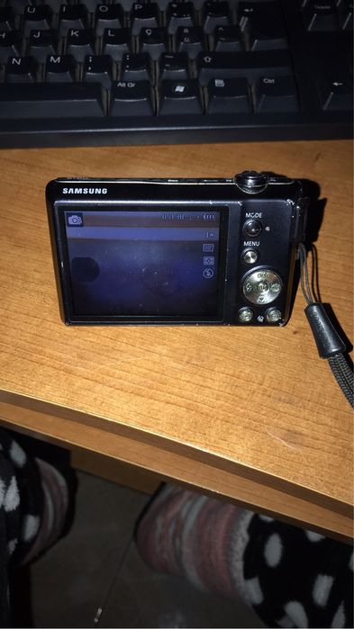 Máquina digital com um pequeno defeito64737962982275121