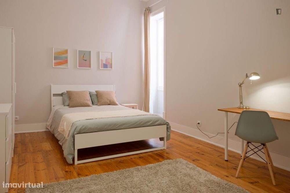 Quarto - localizado em Penha de França Lisbon