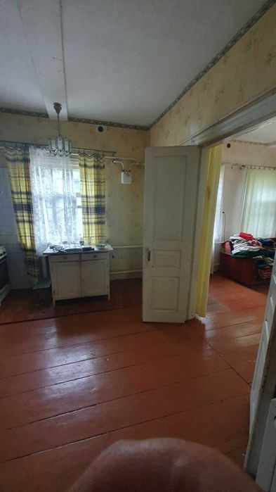 Продам будинок в центрі міста