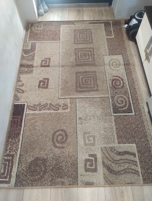 Продам килим 120*248