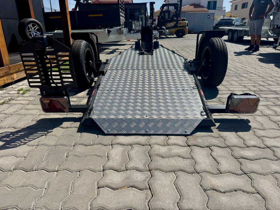 Atrelado Lorries MT-1 Novo