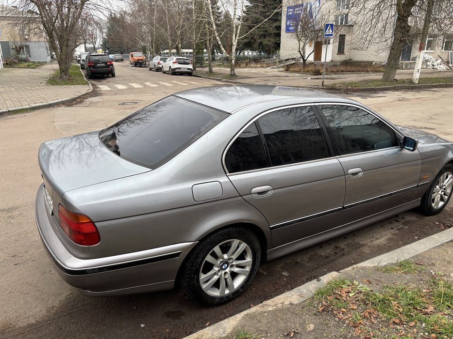 Продам бмв е39 в хорошому стані