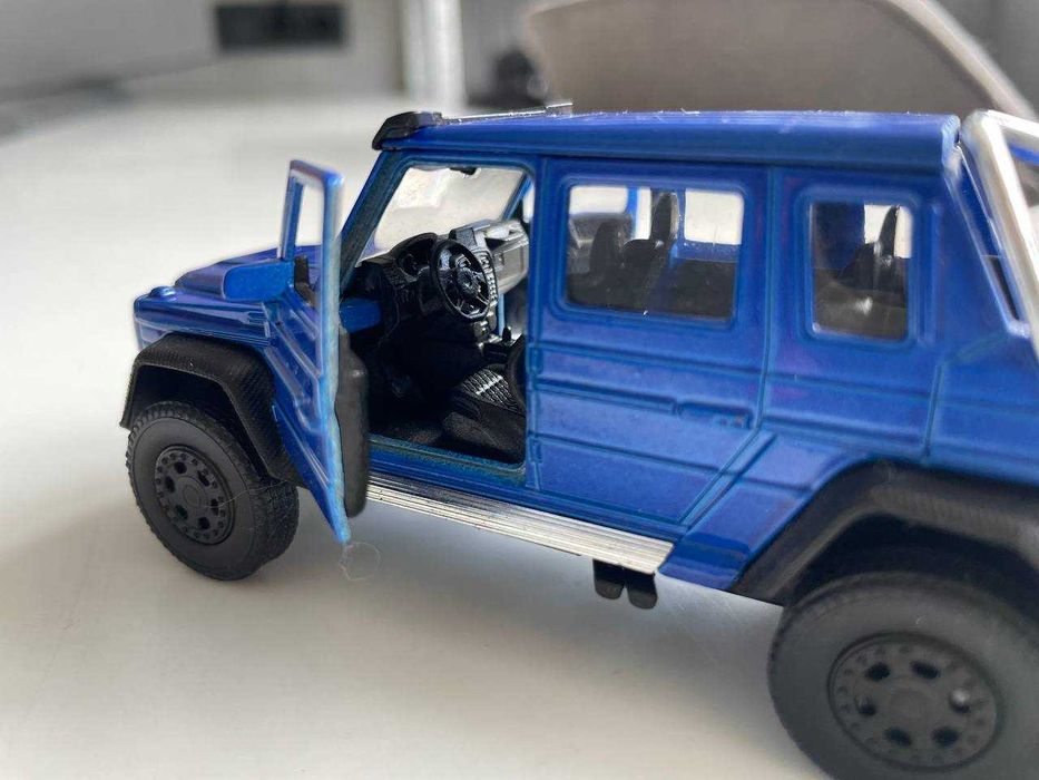 Mercedes G W463 Brabus lego 76924 Gle 1 43 64 Minichamps Welly Iscale
