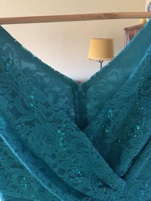 Vestido de cerimónia azul marinho/turquesa tamanho L, com decote