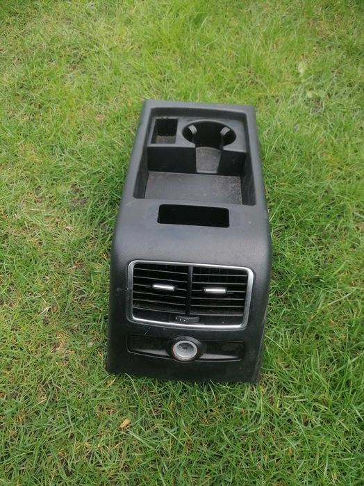 Audi A6 C6 Tunel Środkowy Tył Tylny Osłona Tunelu Kratki Nawiewu Tylne