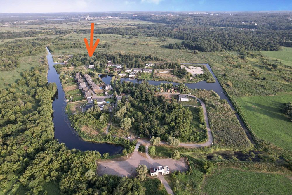 Ділянка 25 соток у котеджному містечку “Azimut River Club” річка, парк