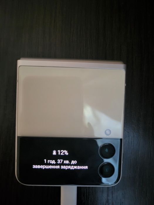 Продам м/т Samsung flip3 128/8gb