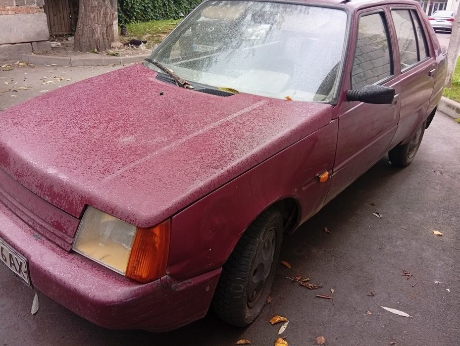 Продам під відновленья Славута 2005 г