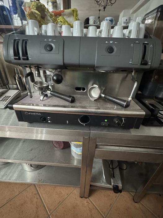 Maquina de cafe industrial FAEMA