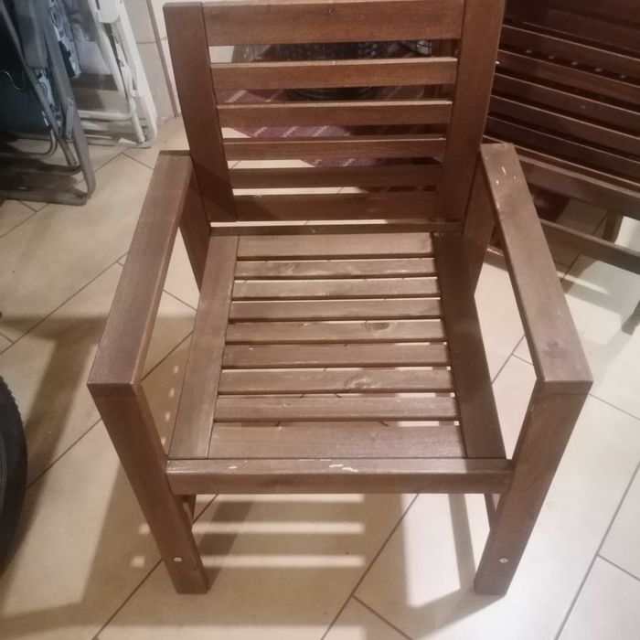 Sprzedam krzesła ogrodowe i leżaki