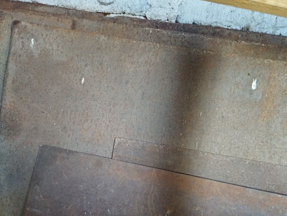 Arkusze blachy np na podłogę na przyczepę