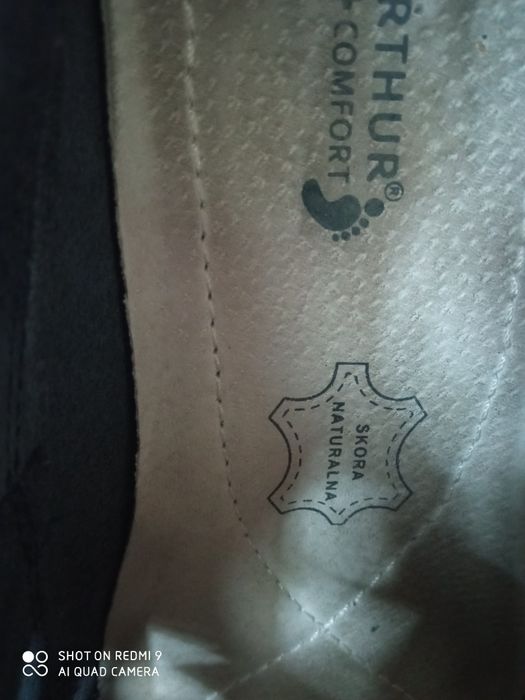 Buty skórzane  granatowe