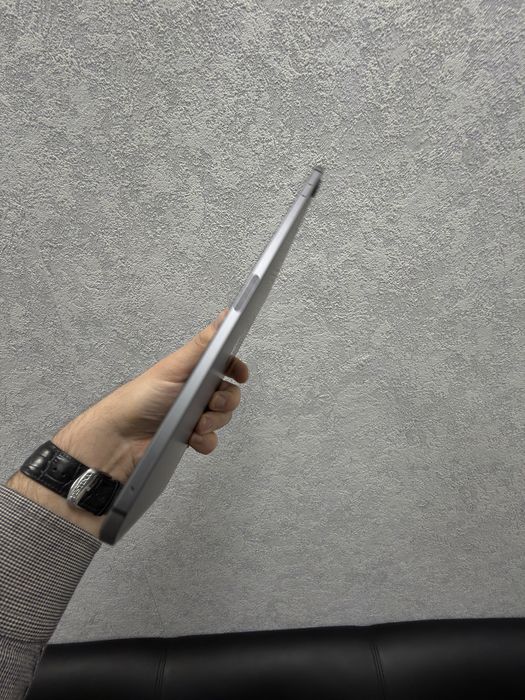 Планшет Apple iPad Air 4 256 GB Wifi+LTE