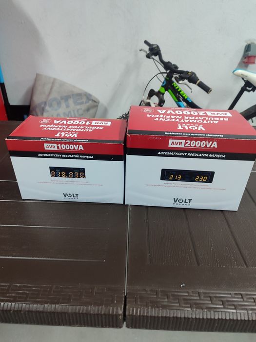Продам стабілізатор avr 2000 va