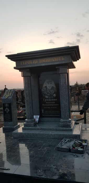 Гранитные памятники любой сложности без предоплаты