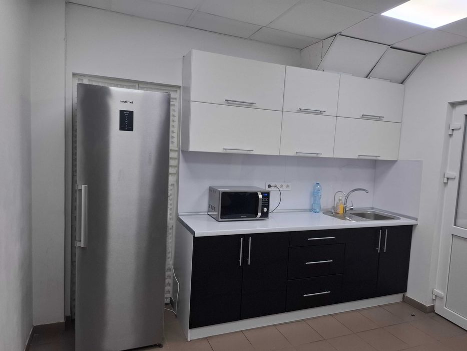 Оренда приміщення по вул. О. Дашковича, центр міста — 350 грн/м²