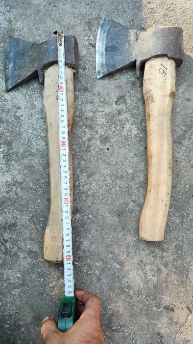 Топоры СССР с топорищами