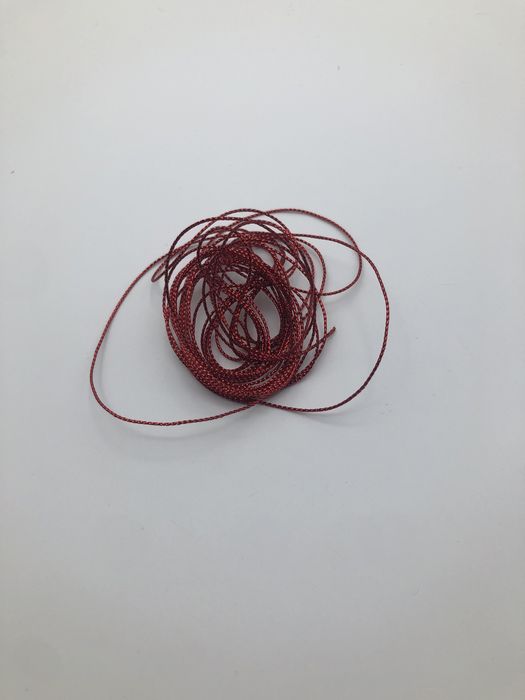 Sznurek ozdobny metalizowany 4 m