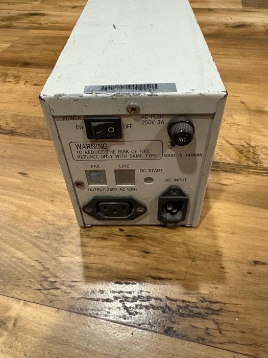 Джерело безперебійного живлення(ДБЖ) ИБП безперебійник