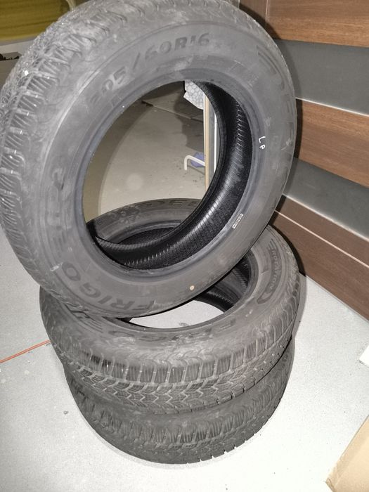 Opony Zimowe Dębica Frigo HP2 205/60 R16  Dot 5224