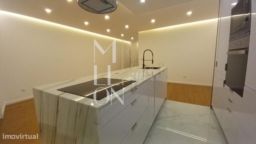 Apartamento T2+1 com Terraço | A 50 metros da Praia – Póvoa de Varzim